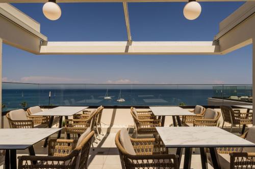 레스토랑, 팔라티노 호텔  (Palatino Hotel) in 자킨토스 섬