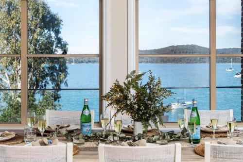 Oceancrest North Arm Luxury Retreat in North Arm Cove