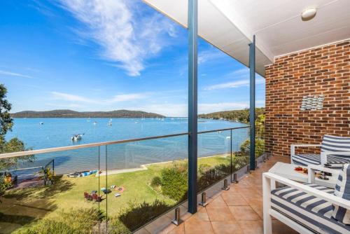 Удобства, Oceancrest North Arm Luxury Retreat in North Arm Cove