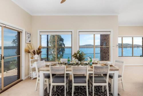 Удобства, Oceancrest North Arm Luxury Retreat in North Arm Cove