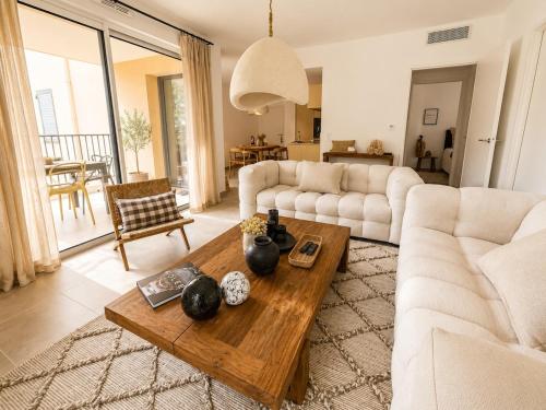 Saint Rémy De Provence à Pied Appartement avec Piscine & Parking - Location saisonnière - Saint-Rémy-de-Provence