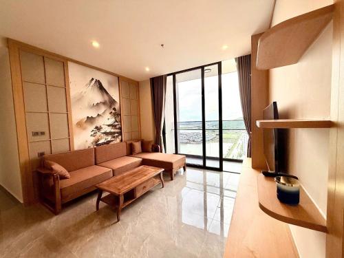 ICON40 Luxury Apartment Hạ Long (ICON40 Luxury Apartment Ha Long) in ها لونغ