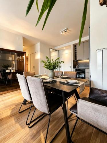 SENSA Premium Apartments - Free Parking
