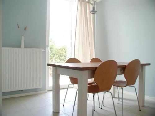 Apartment - Ground Floor (Dogs allowed)