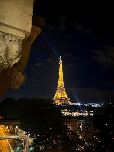 Luxury Eiffel Tower