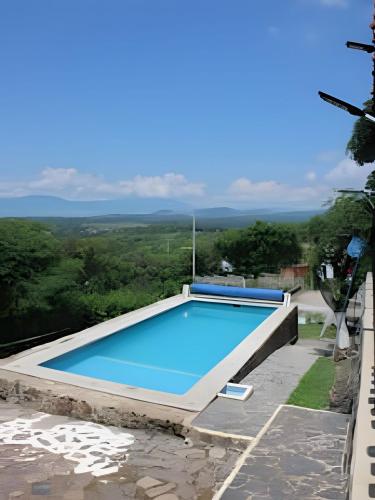 Bassein, 6 Alberca privada y Vista a el lago de Chapala in San Nicolás De Ibarra