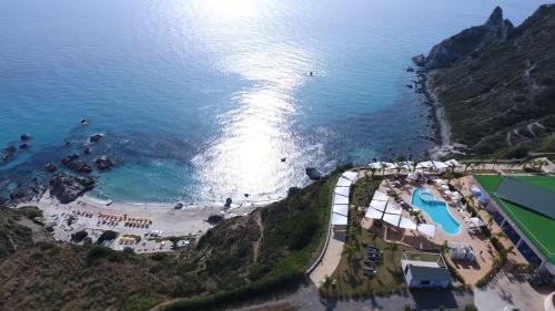 Blue Bay Resort - Accommodation - Capo Vaticano