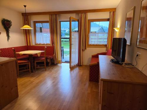 Tyrolean Apartment with Terrace