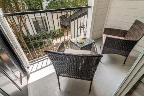 Near NRG Stadium & DT Pool & Gym, Free Parking in Houston