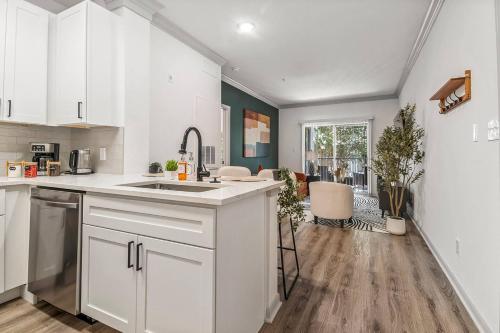 Near NRG Stadium & DT Pool & Gym, Free Parking in Houston