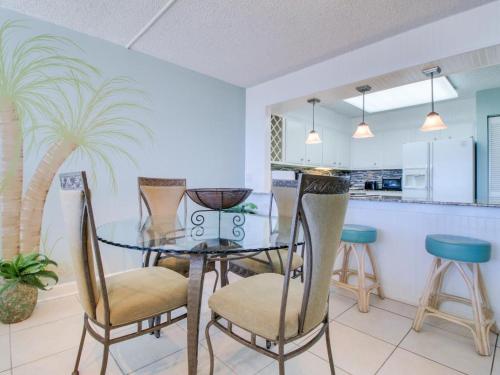 Dolphin Point - image 14