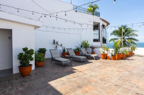 מרפסת, Emperador Vallarta Beachfront Hotel and Suites in פורטו ולרטה
