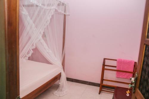 veranda guest home - image 4