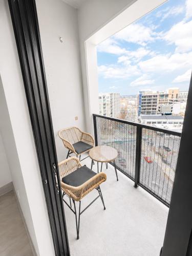 Luxury 2BR Near MBZ Stadium & Airport in Blandtown