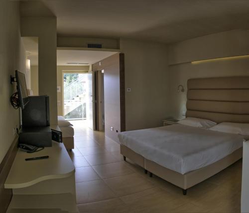 Blue Bay Resort - main image