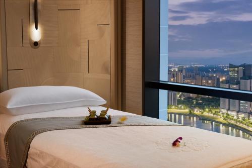Radisson Collection Hotel Hi-Tech Zone Chengdu - image 2