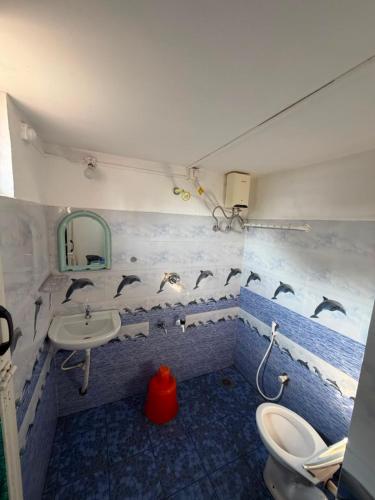 Wave Watchers Home Stay SINGLE ROOM - image 4
