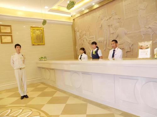 Vienna Hotel Shenzhen International Exhibition Center Fuhai Qiaotou