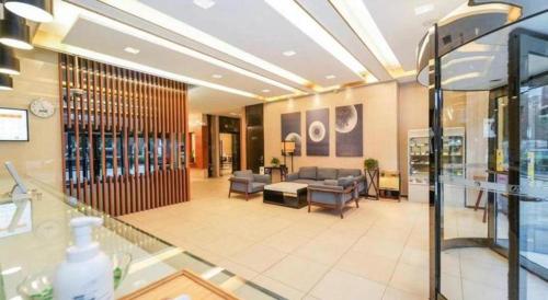 Jinjiang Inn Select Shanghai International Tourism and Resorts Zone Chuansha Road Subway Station in Sanghaji Int'l Tourism Resort és Disney Land