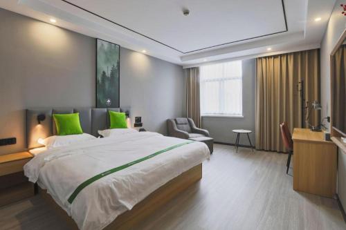 กรีนทรี อินน์ โจวซาน นิวทาวน์ โฮเต็ล (GreenTree Inn Zhoushan New Town Hotel) in โจวซาน
