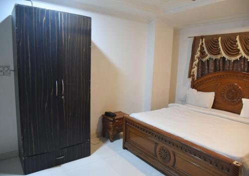 Saba Executive Rooms & Apartments near Charminar