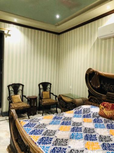 Two Furnished rooms in a house - image 3