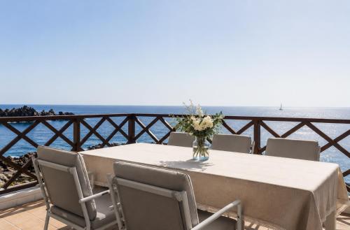 Luxury Oceanfront 3BR Grand Terrace Panoramic Atlantic Views