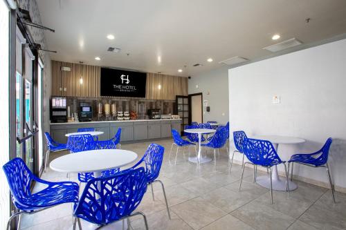 The Hotel Serene Glendale Peoria, Surestay Collection by BW in 北格倫代爾
