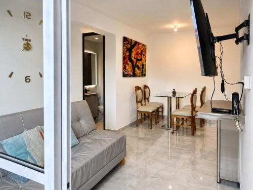 Puerta del Norte 3-bedroom apartment