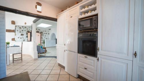 廚房, Villa with amazing views, jacuzzi and private pool in 聖巴多羅梅