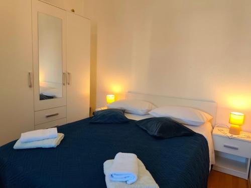 Apartments with parking space Primosten - 27872 - image 3