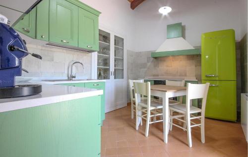 Kitchen, Stunning Home In Valle Dell'angelo in Laurino