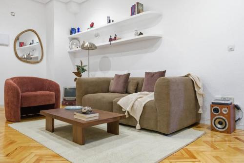 Cozy & Warm Boho Apartment Plaza Mayor La Latina
