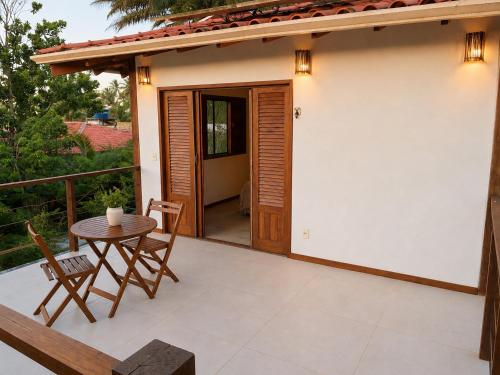 Rõdu/terrass, Suíte com Vista pra Mata, 50m da Praia do Sargi (Suite com Vista pra Mata, 50m da Praia do Sargi) in Uruçuca