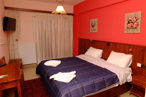 2 twin beds