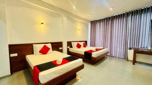 47 Alfred House - Free Pickup from Kandy City - Kandy