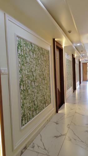 Удобства, Hotel Empire in Kakati