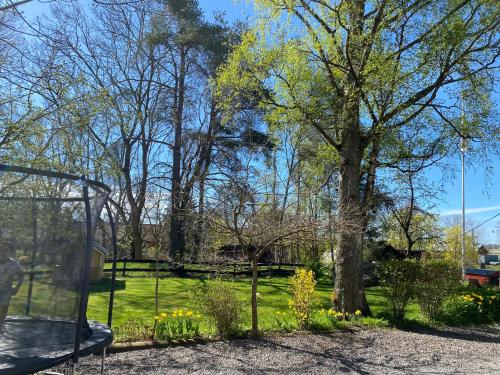 Tolvmansgården (Tolvmansgarden) in Enköping