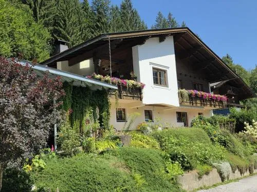 Feines Alpennest in Hopfgarten im Brixental, Deutschland