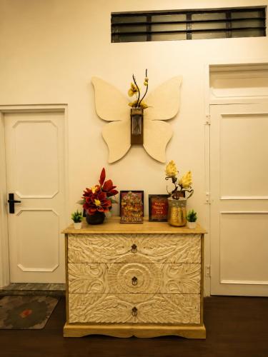 Cozy 2 BHK Private apartment in city - image 2