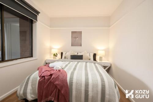 KozyGuru | Broadmeadows | Cozy Home Near Airport in Campbellfield