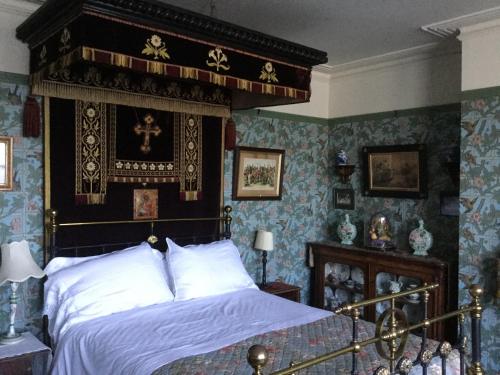 St Benedict - Victorian Bed and Breakfast