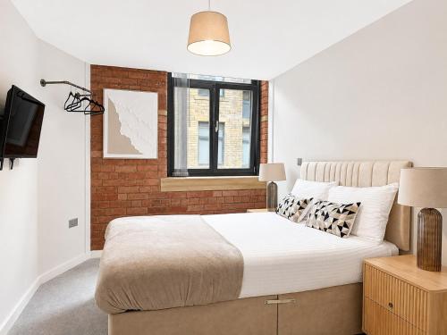 Comfortable 2BR Flat - Bradford City Centre Stay in Bolton and Undercliffe