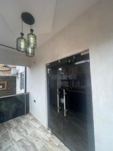 OIL CITY PARADISE HOTEL and SUITES in Benin City