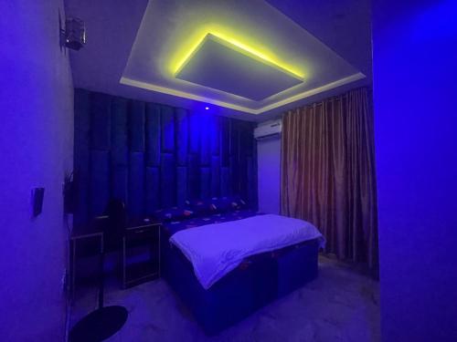 OIL CITY PARADISE HOTEL and SUITES in Benin City