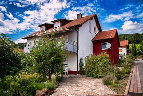 Ferienwohnung Viabella - Apartment - Pleisweiler-Oberhofen