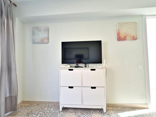 Las Palmeras Marbella with Sea Views