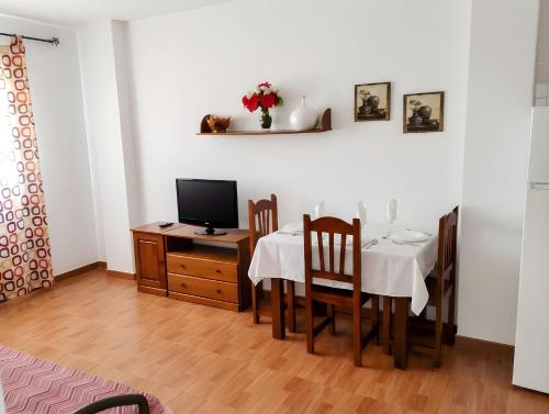 Apartamento Tranquilo facil aparcamiento solo alquilamos a familias y parejas