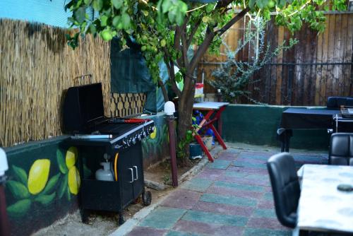 Instalaciones, The Lemon House in South Tel Alviv
