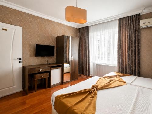Triple room